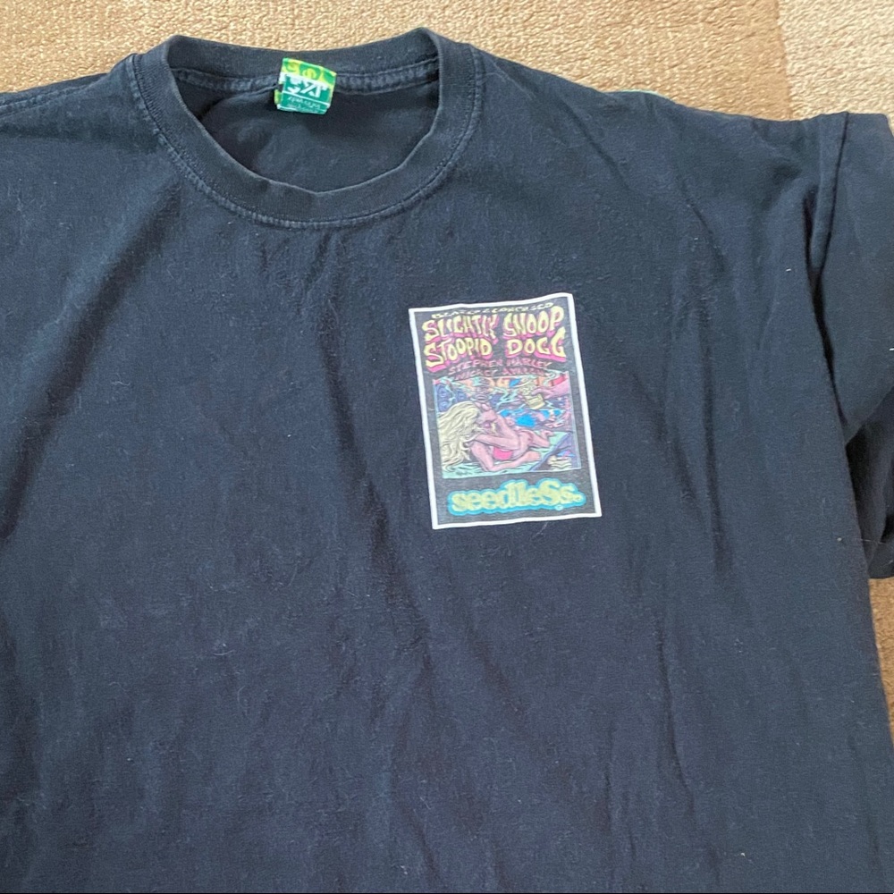 Tshirt - Picture 2 of 3